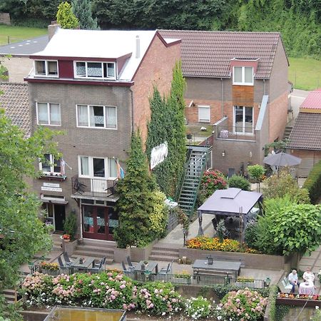 Pension Auberge De Dael ファルケンブルフ エクステリア 写真