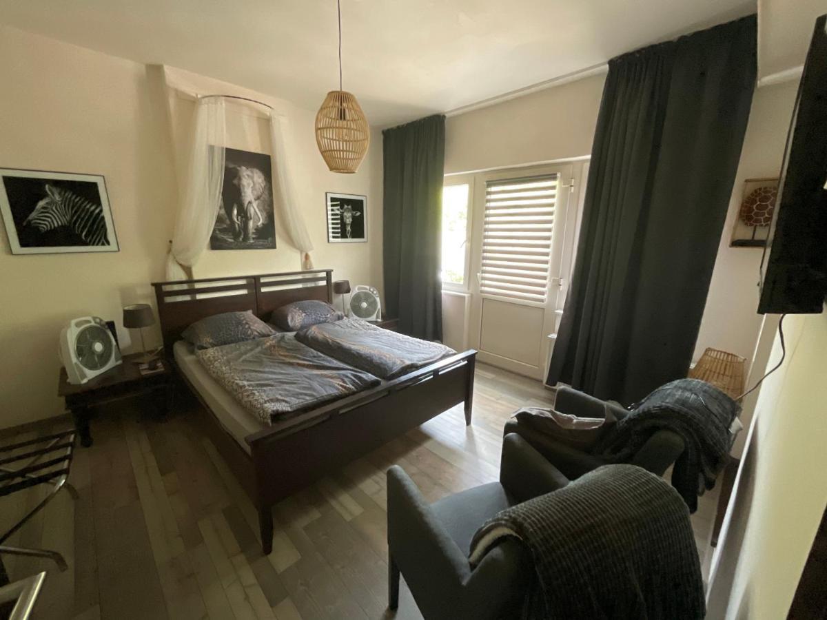 Pension Auberge De Dael ファルケンブルフ エクステリア 写真
